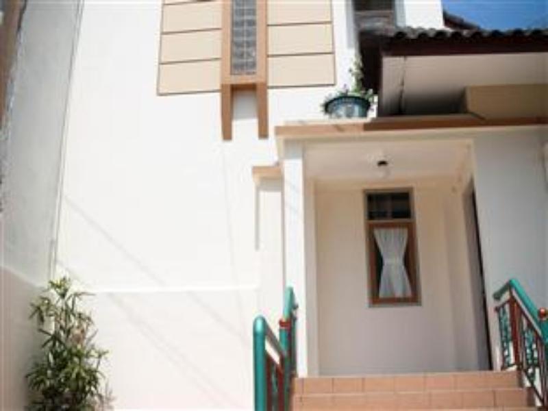 Myzone Homtel Hotel Semarang Exterior photo