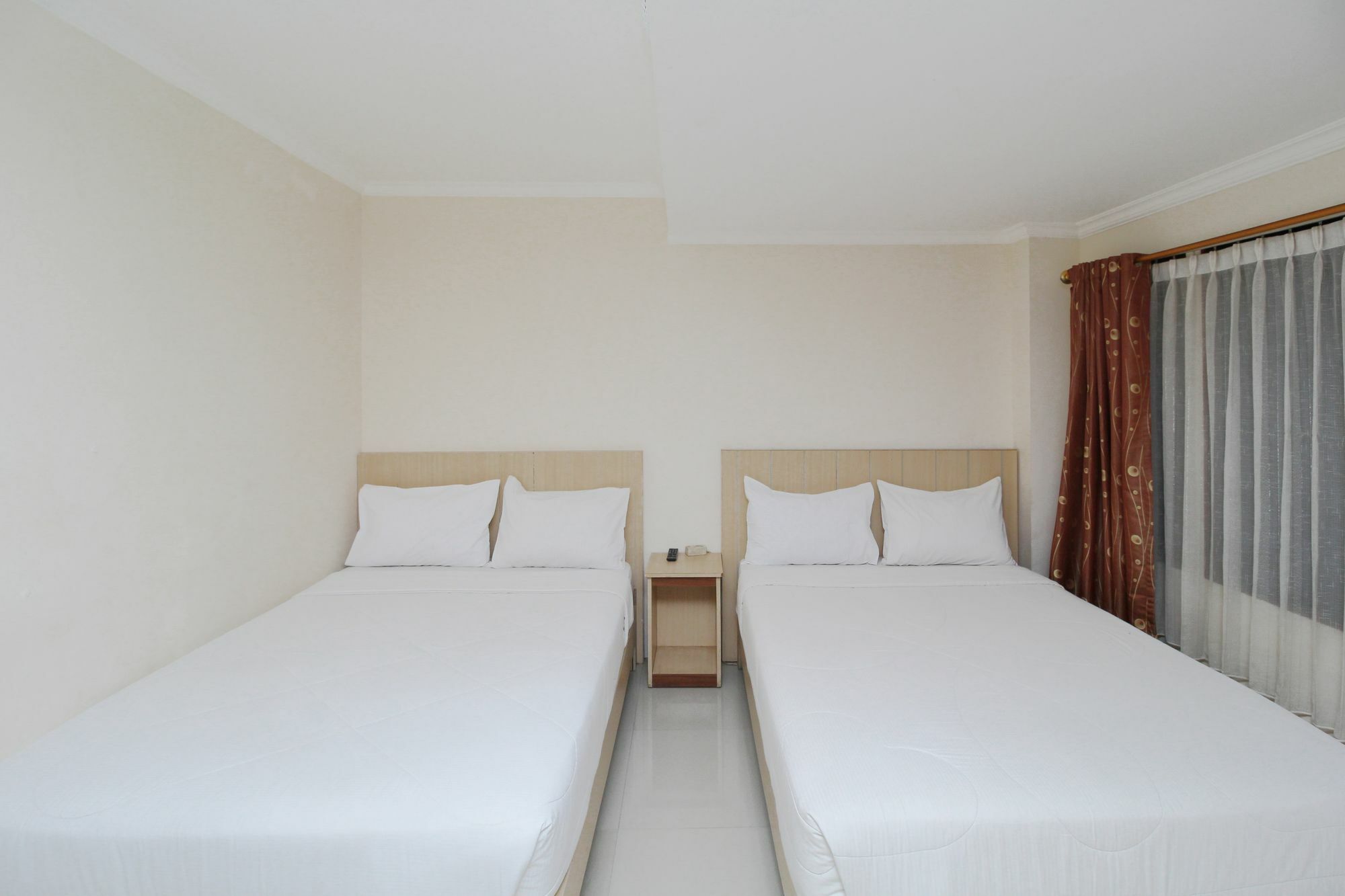Myzone Homtel Hotel Semarang Exterior photo