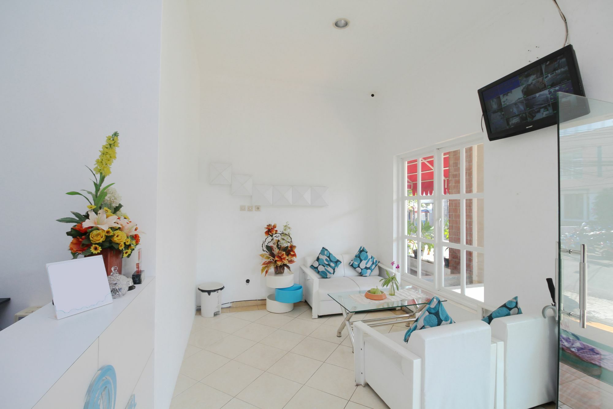 Myzone Homtel Hotel Semarang Exterior photo