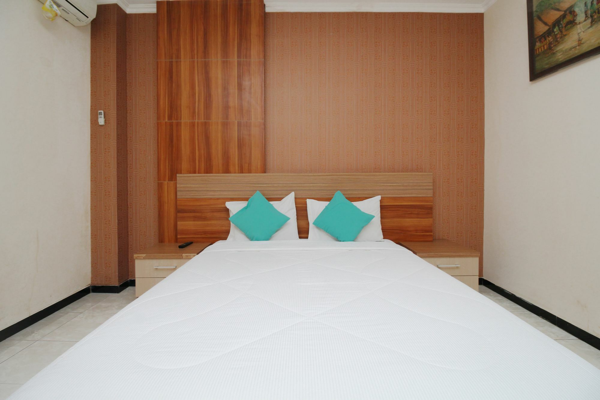 Myzone Homtel Hotel Semarang Exterior photo